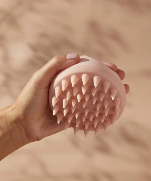 Stimulate your scalp with our Revitalizing Scalp Massager. Beautycom. 